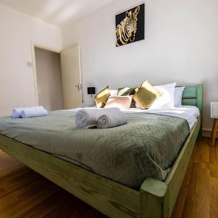 Pristine 3 Beds Hackney E9 Daire Londra Dış mekan fotoğraf