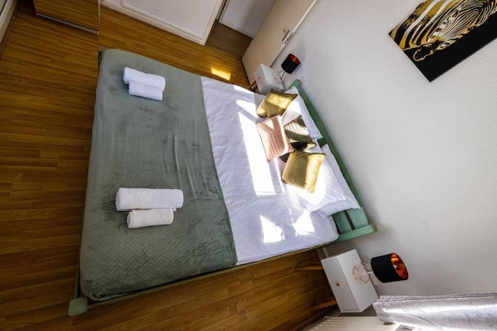Pristine 3 Beds Hackney E9 Daire Londra Dış mekan fotoğraf